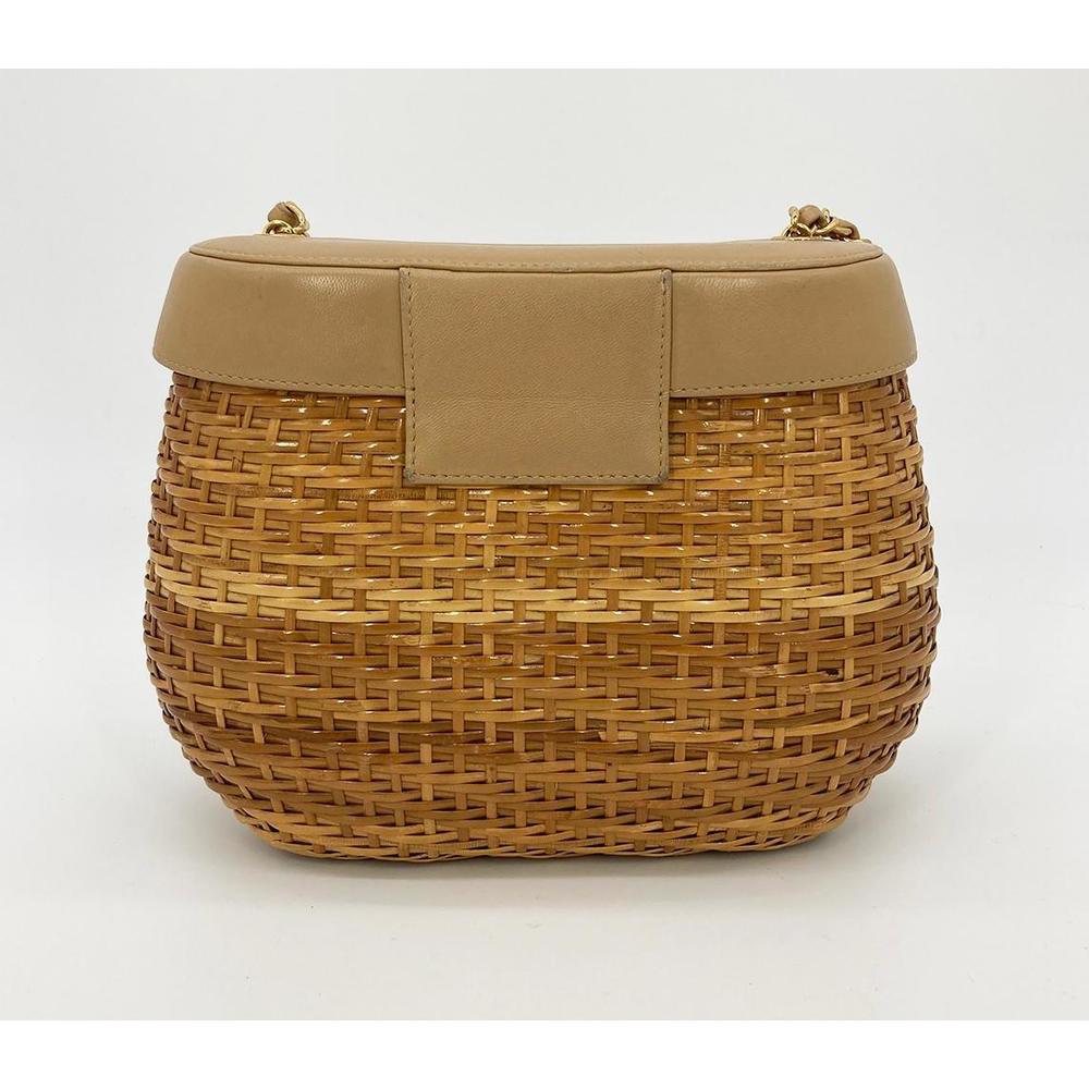 CHANEL RARE VINTAGE Wicker Basket Bag - Picture 4 of 9